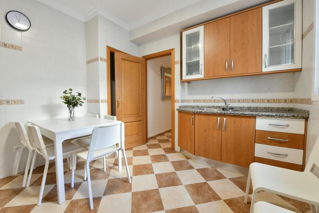 Ms4 Apartamentos Nervion Para 4 Personas Sevilla Exterior foto